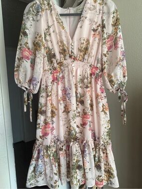 Taylor Floral Smocked Waist Dress in Cream and Dusty Pink